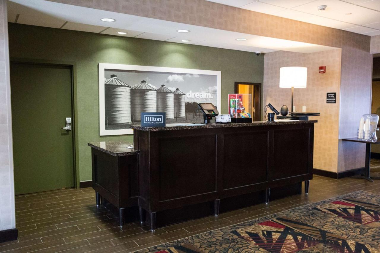 Hampton Inn & Suites Bismarck Northwest Luaran gambar