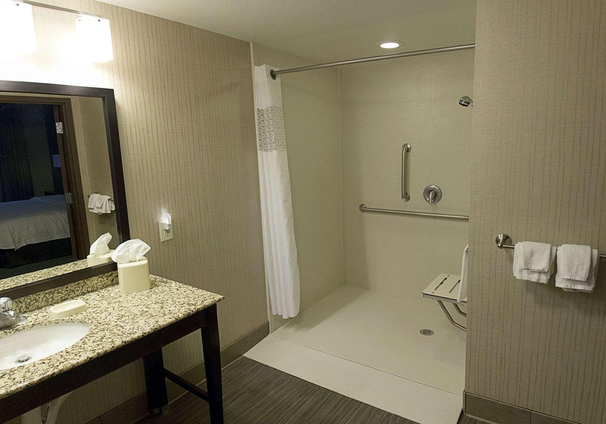 Hampton Inn & Suites Bismarck Northwest Luaran gambar
