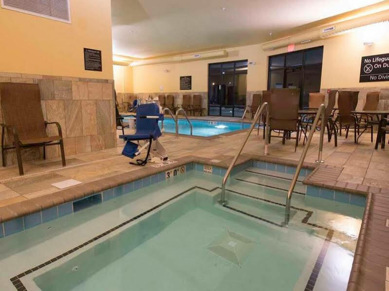 Hampton Inn & Suites Bismarck Northwest Luaran gambar